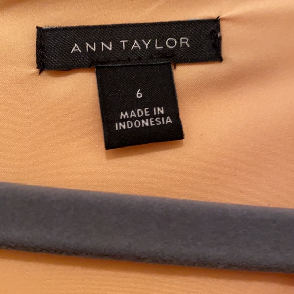 Ann Taylor- mustard colored body con dress - Picture 2 of 2